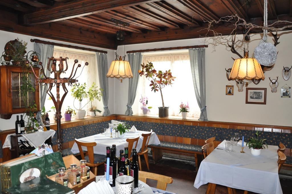 Hotel Post Großkirchheim Buitenkant foto