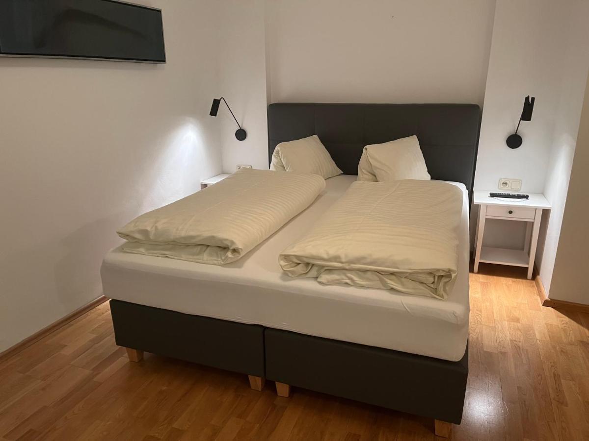 Hotel Post Großkirchheim Buitenkant foto