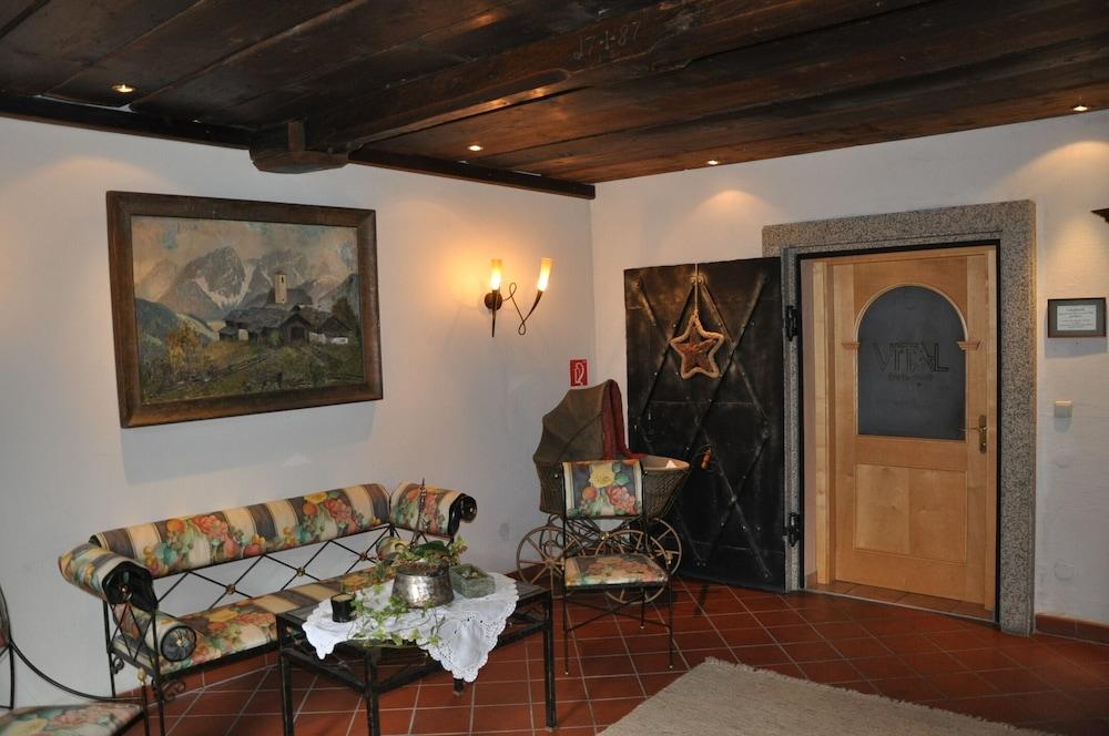 Hotel Post Großkirchheim Buitenkant foto