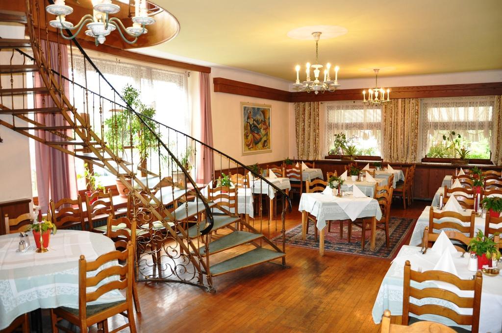 Hotel Post Großkirchheim Buitenkant foto
